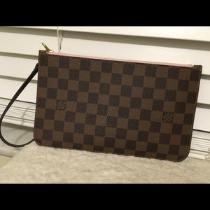 Louis Vuitton MM/GM DE Neverfull Pouchette
